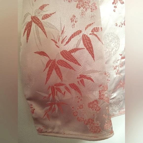 Asian Style Long Sleeve Satin Top - Picture 7 of 16